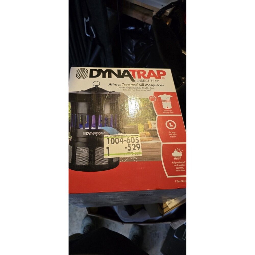 DynaTrap 1/2 Acre 2000 Meters Coverage Attract Trap And Kill Mosquitoes w/ Box